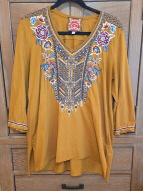 Johnny Was Mustard Embroidered V-Neck Tunic Size L